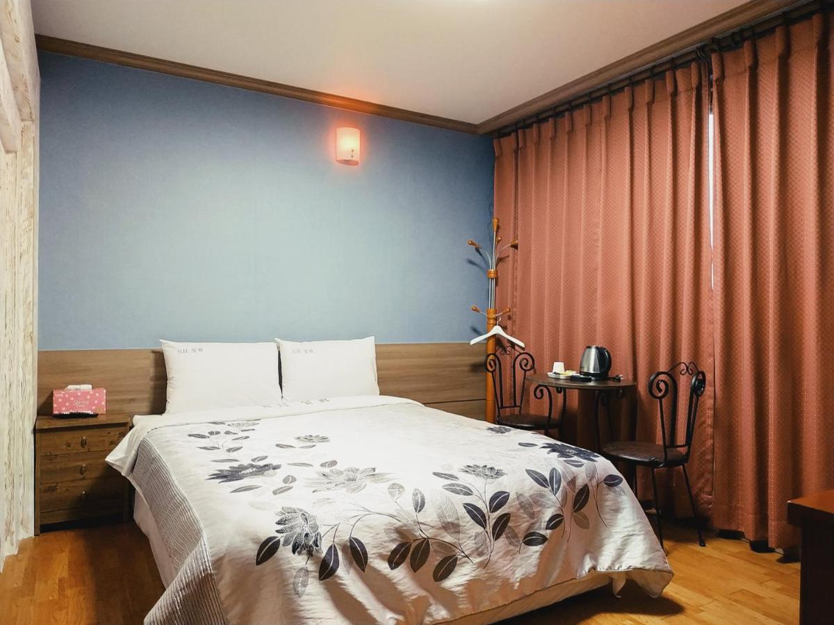 Seolhwa Motel Yangyang Exterior photo
