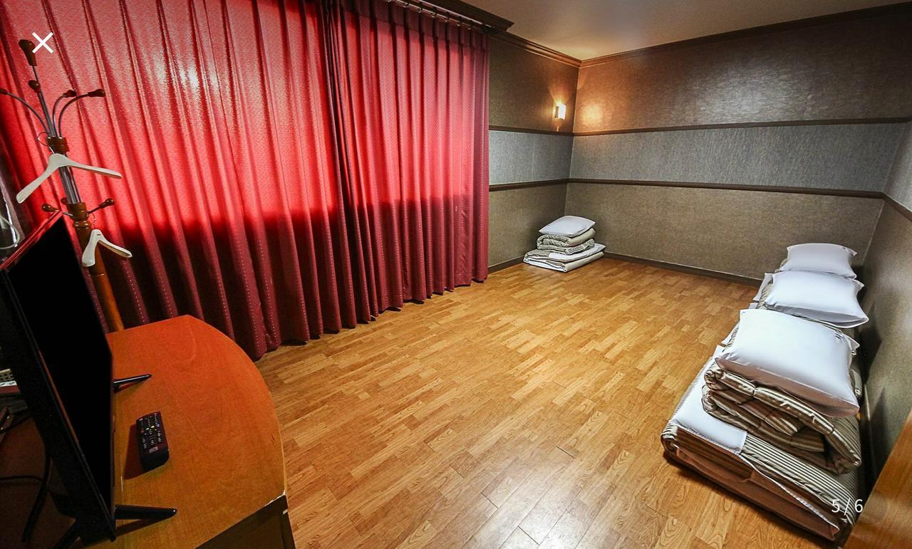Seolhwa Motel Yangyang Exterior photo